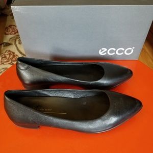 Ecco Shape Pointy Ballerina Shoes